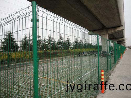 雙邊護欄(lan)網