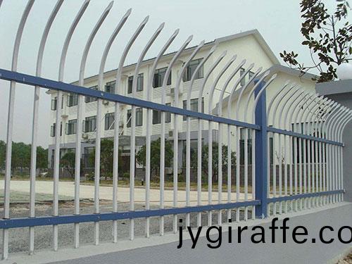 鋅鋼(gang)護(hu)欄(lan)網(wang)